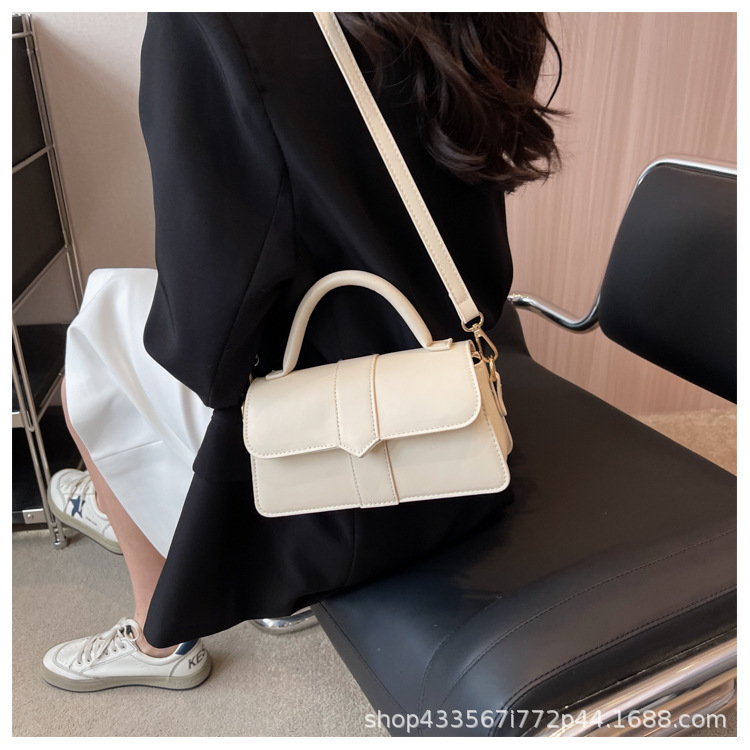 Musubi Shoulder Bag  | Womens Bags Bags Bags